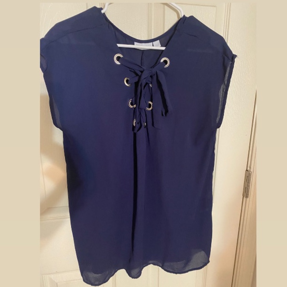 100% polyester top
